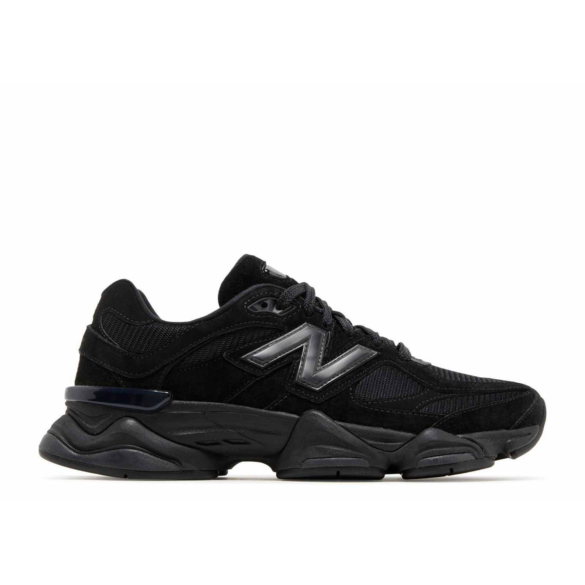 9060 Triple Black