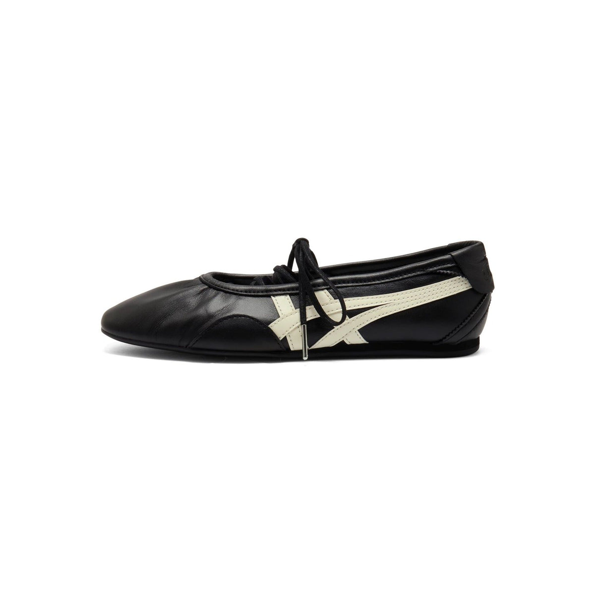 Gymnarina Black/ Cream