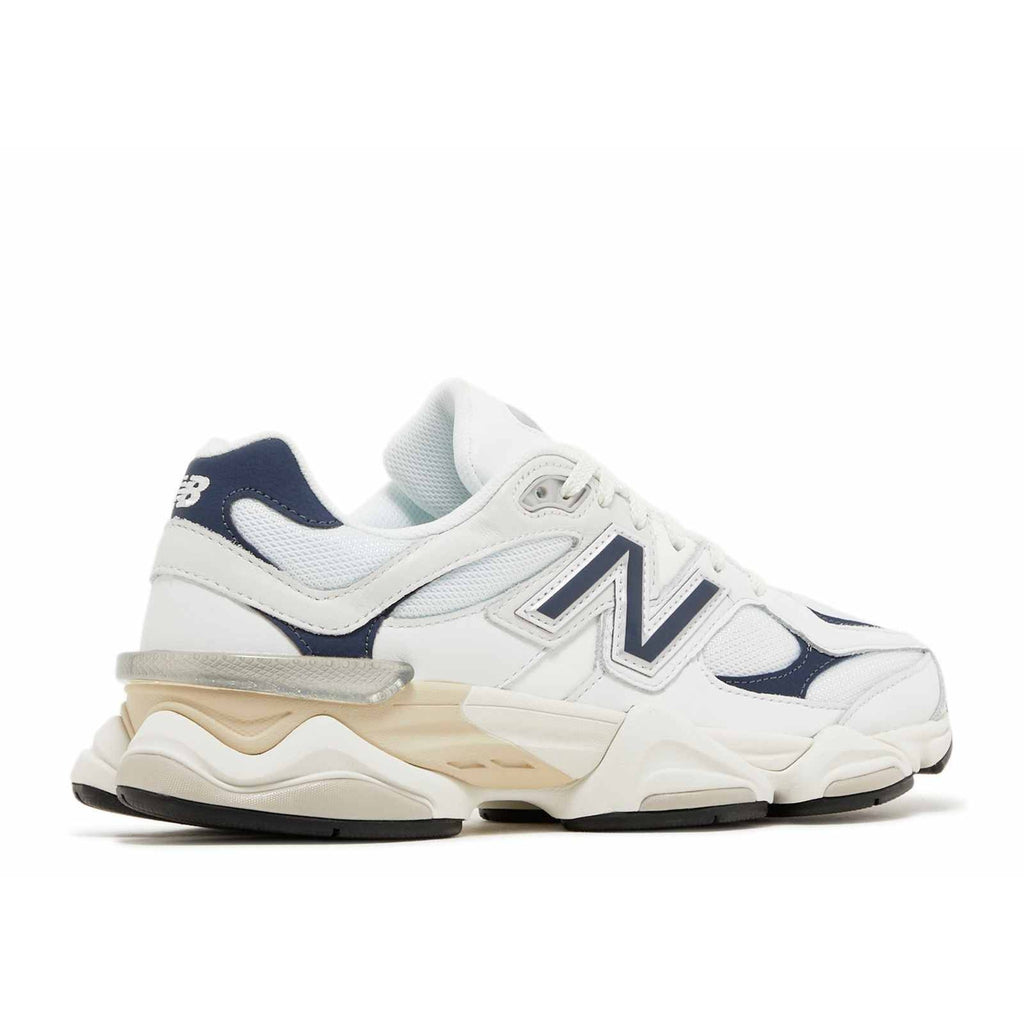 9060 White Navy