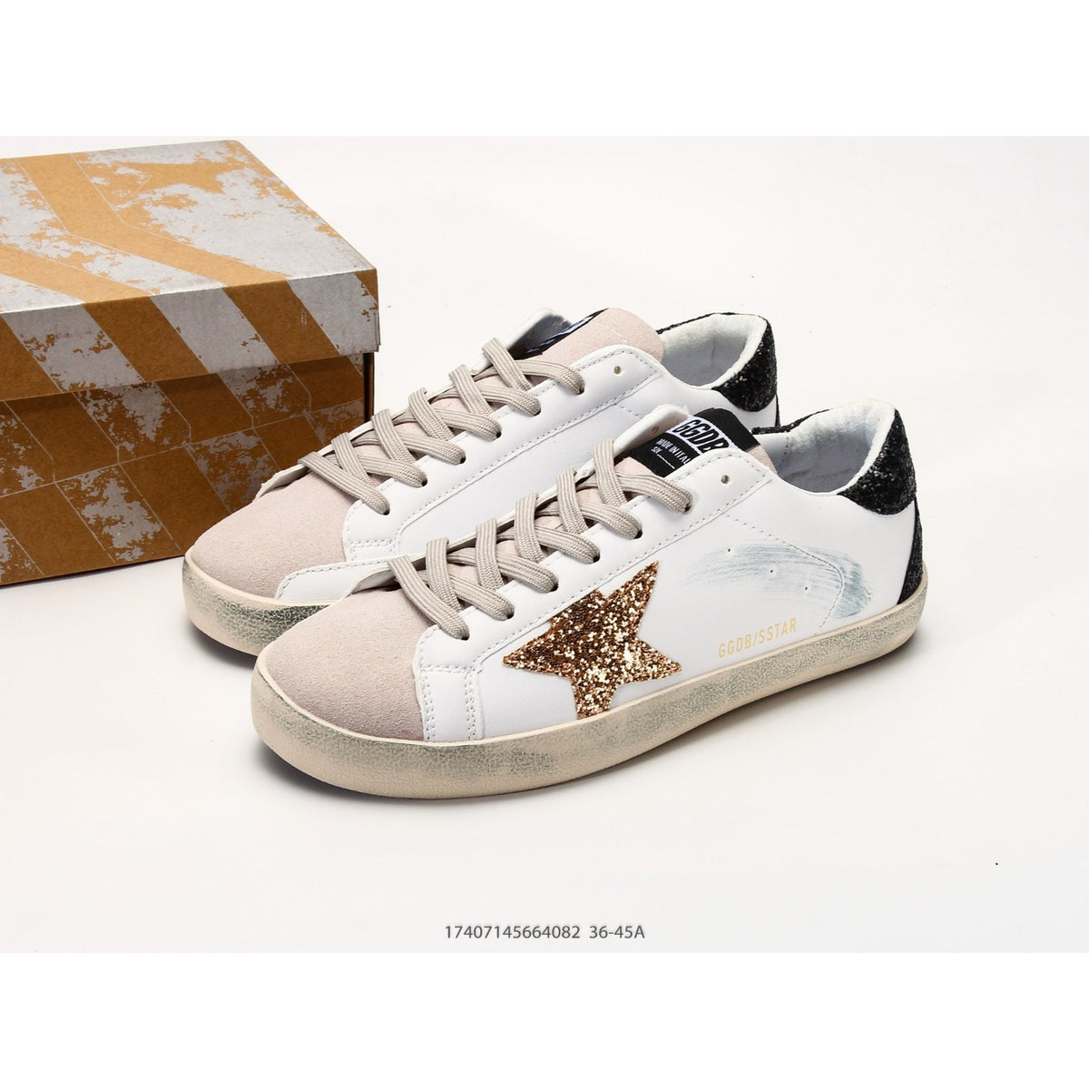 Super-Star In Nappa Leather With Gold Glitter Star And Black Glitter Heel Tab