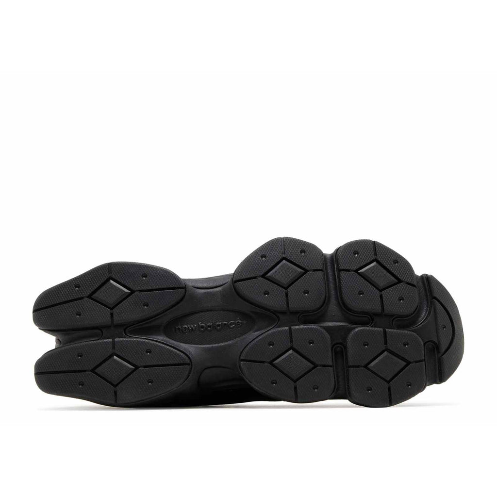 9060 Triple Black