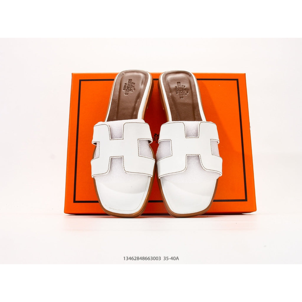 Oran Sandal Gold Box Calfskin Leather