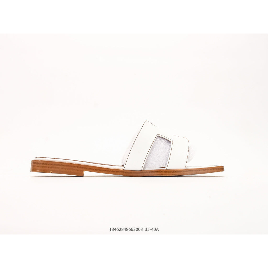 Oran Sandal Gold Box Calfskin Leather