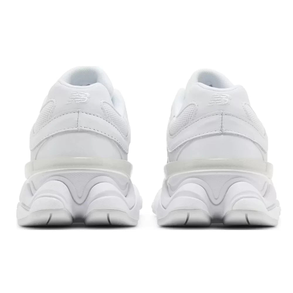 9060 Triple White