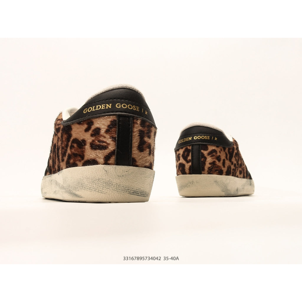 Super-Star In Leopard Print Leather