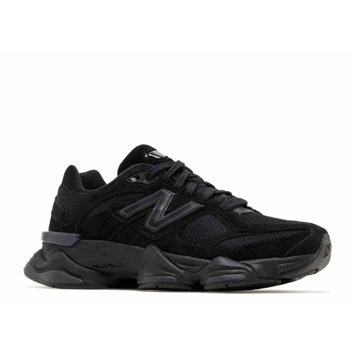 9060 Triple Black
