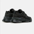 9060 Triple Black