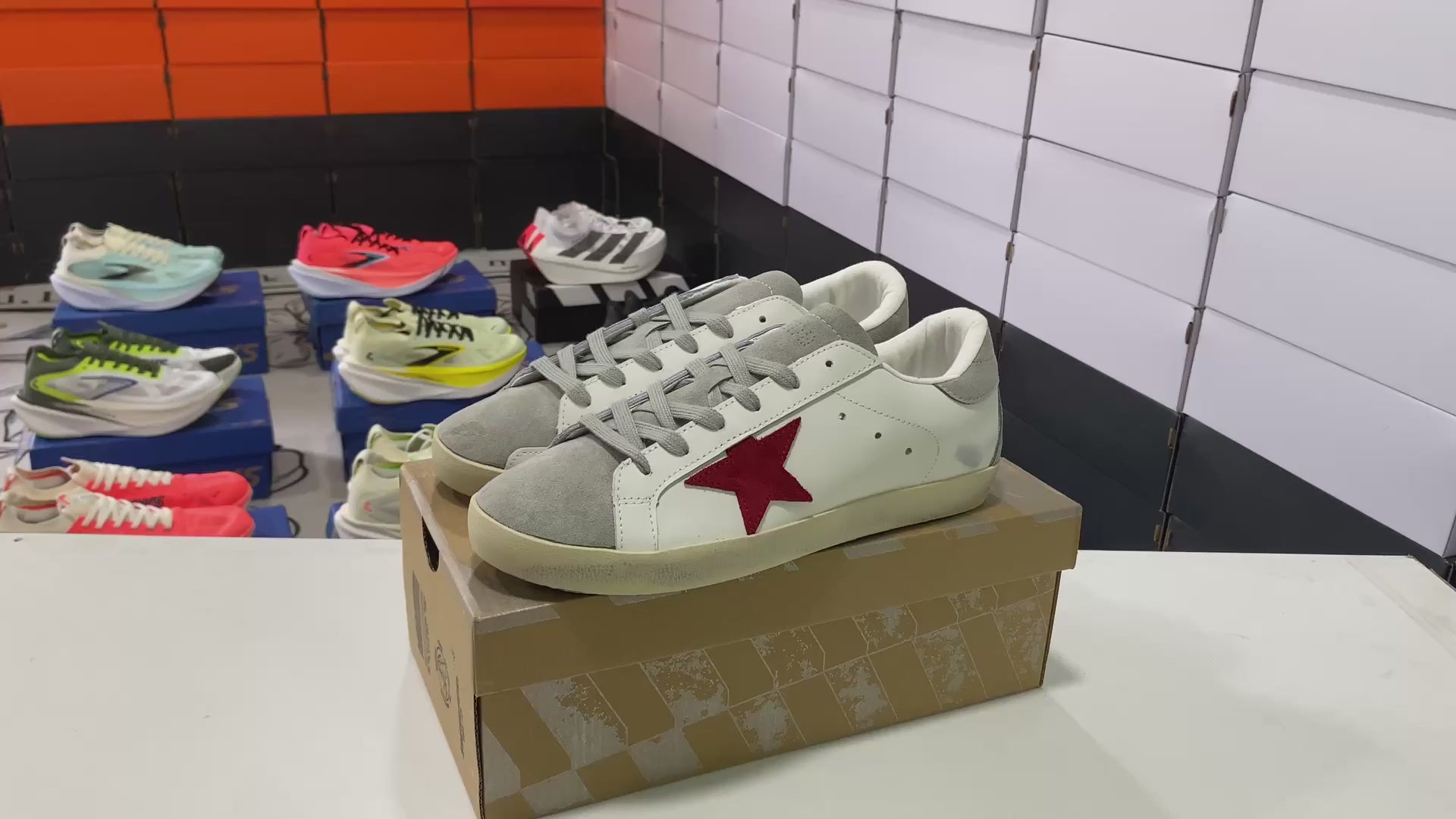 Super-Star White Leather Red Suede Star