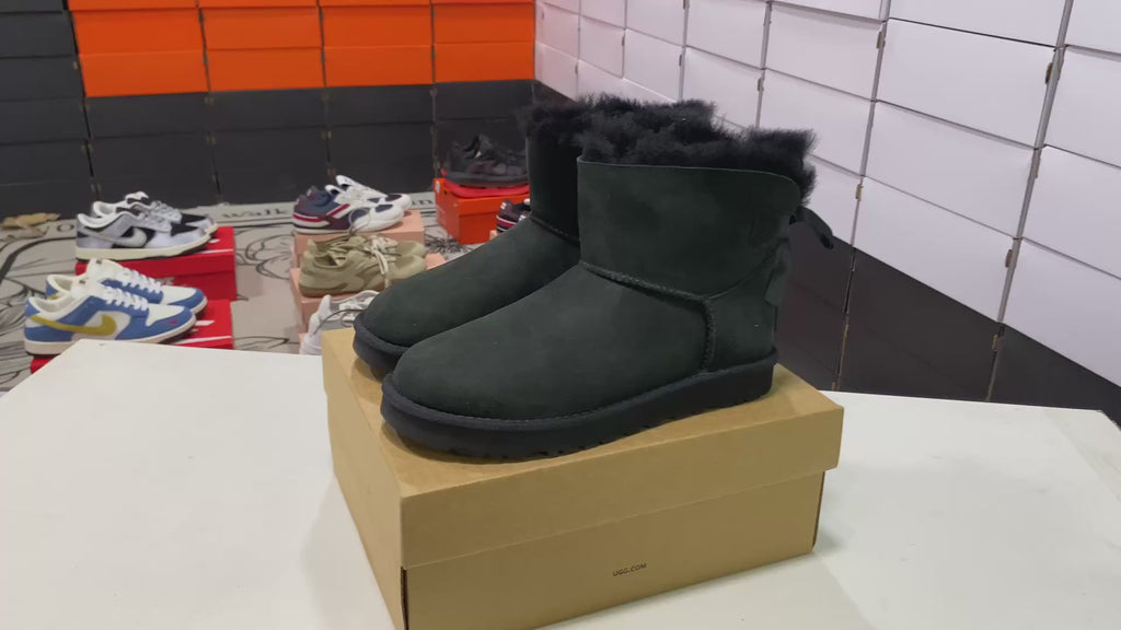 Mini Bailey Bow II Boot Black